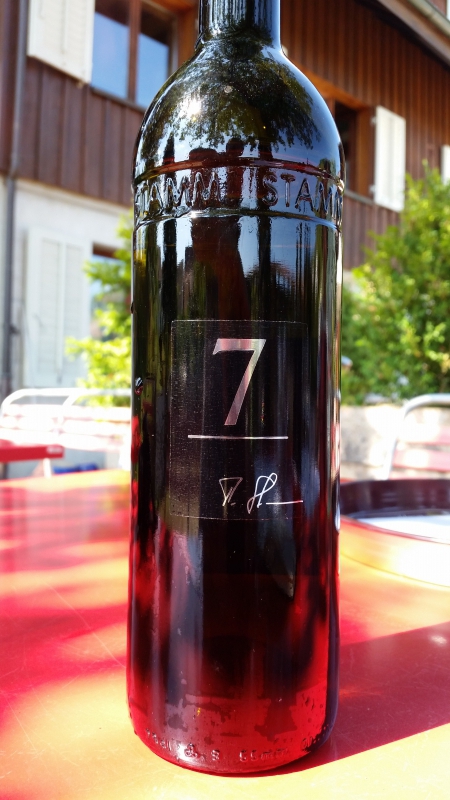 Číslované lahve vinařství Weintstamm (2)